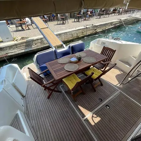 Hotel en barco Yacht In Yalikavak *