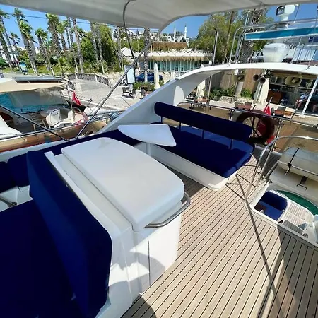 Hotel en barco Yacht In Yalikavak *